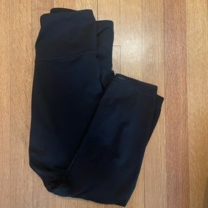 Old navy cropped leggings